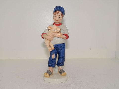Bing & Grondahl year figurine
Boy with pig 2003