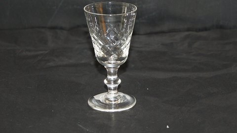 Snapseglas #Eaton Glas fra Lyngby Glasværk
Højde 8,7 cm