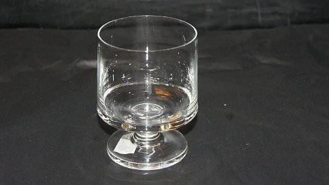 Rødvinsglas #Stub Glas Holmegaard
designet af Grethe Meyer og Ibi Trier Mørch i 1958.