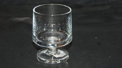Portvinsglas #Stub Glas Holmegaard
designet af Grethe Meyer og Ibi Trier Mørch i 1958.
Højde 6,6 cm