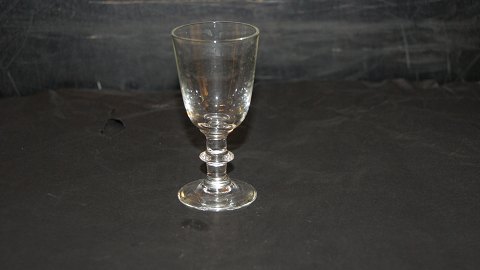 Portvinsglas #Berlinoir glas, glat
Højde 8,6 cm
SOLGT