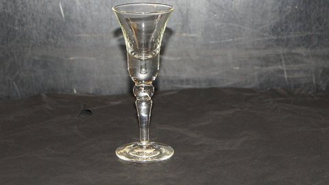 Holmegaard # "Dutch" # bell-shaped shot glass
Designed after old Dutch glass.