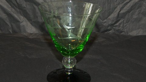 White wine glass Green # Rio / Lis With black base Kastrup Glasværk