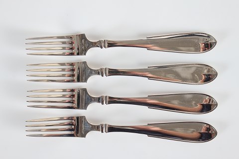 Hans Hansen Silver
Arvesølv no. 1
Dinner forks
L 19,5 cm