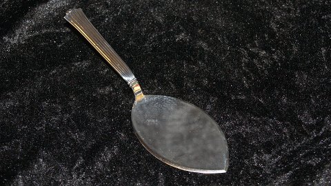 Petitspade #Diplomat Sølvplet
Manufactured by Chr. Fogh, A.P. Berg, O.V. Mogensen.
Length 16.3 cm