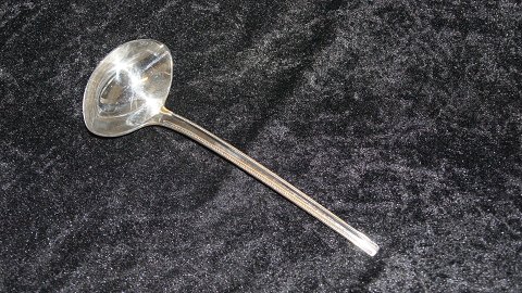 Sauce spoon #Farina Sølvplet
Length 19.5 cm