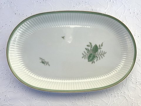 Royal Copenhagen
Green melody
Serving dish
# 1513/14053 ..
* 225 DKK