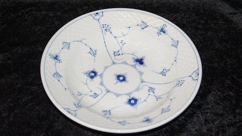 Bing & Grøndahl #Jernporcelæn Blå malet " #Musselmalet " Dyb MiddagsTallerken
Dekorationsnummer #1008
Diameter 24,5 cm