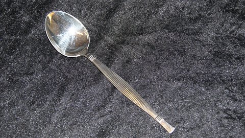 Dinner spoon #Gitte Sølvplet
Produced by O.V. Mogensen.
Length 20 cm