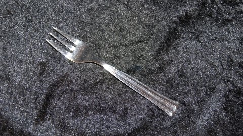 Kagegaffel, #Regent Sølvplet bestik
Producent: Victoria
Længde 13,5 cm.