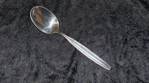 Dinner spoon / Spoon, #Pia Sølvplet cutlery
Manufacturer: Fredericia silver
Length 19 cm.