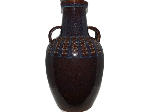 Soeholm art pottery
Large floor vase 47 cm.