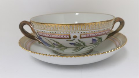 Royal Copenhagen. Flora Danica. Soup cup. Model 109 (3612). (1 quality). 
Gentiana pneumonanthe