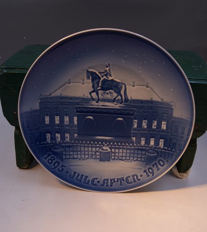 B&G Denmark Anniversary plate 1895-1970