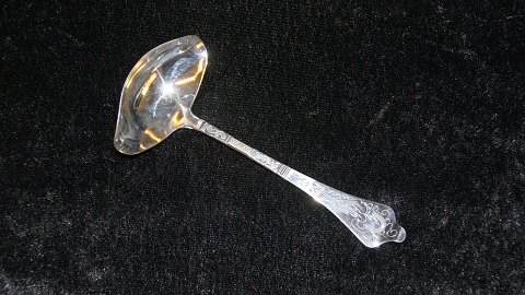 Sauce spoon #Antique Silver cutlery
Length 17 cm.