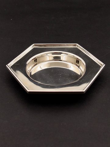 item no: 482557