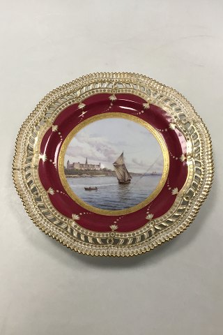 Royal Copenhagen Flora Danica Stel Tallerken dekoreret med motiv med skibe og 
Kronborg