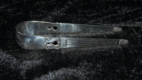 Georg Jensen Sterling Silver King Sugar Pliers #No 166.
Measures 10.6 cm.
