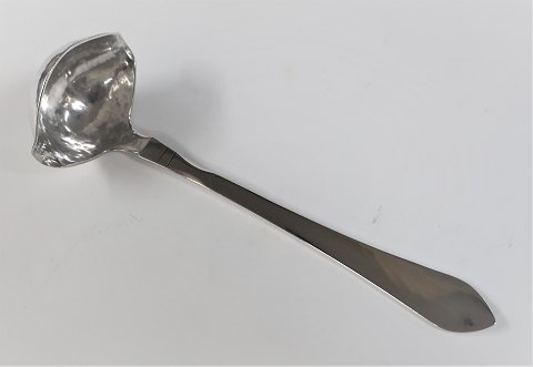 Georg Jensen. Silberbesteck (925). Antik. Sahnelöffel. Länge 13 cm. Produziert 
1930.