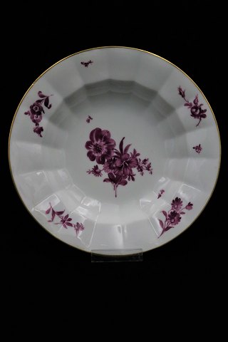 Rare Royal Copenhagen large deep plate in Purple Flower - Edged with gold edge. 
Dia:25,5cm. RC#424/8546. 2.sort. (1870-90)