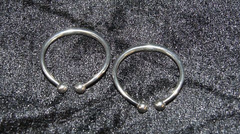 Rings Silver
Stamped 925
Wide 32.30