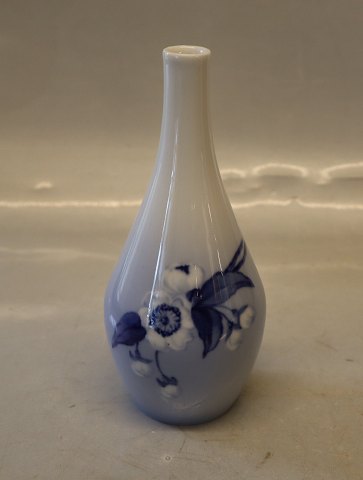 B&G Art Nouveau Vase med blå blomst ca 16 cm Signeret MS Marie Smith  Bing & 
Grøndahl