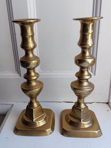 Pair of English brass candlesticks from c. 1880