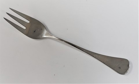 Patricia. Sølv (830). Kagegaffel. Længde 13,2 cm.