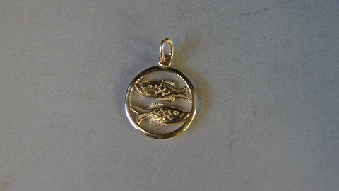 Elegant Pendant
Pisces zodiac sign 
14 carat Gold