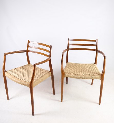 2 armchairs, model NO 62, Teak, N.O. Moller, 1962
Great condition
