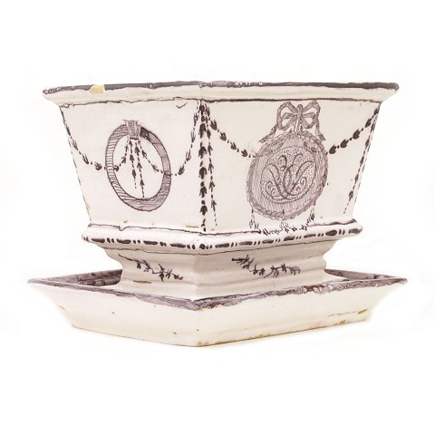 item no: 28825