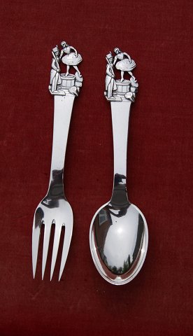 The Brave Tin Soldier children's cutlery of Danish solid silver. Set spoon & fork