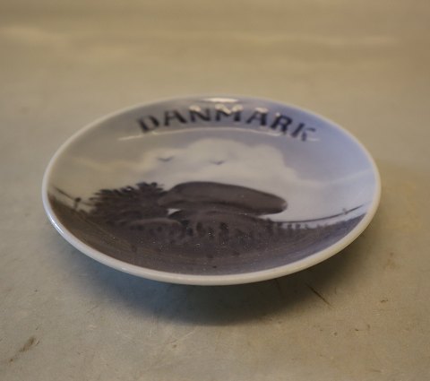 Kgl. 3167 Platte med stendysse 9.3 cm Danmark
 Kongelig Dansk