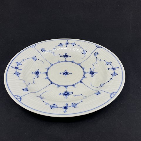 Antique Blue Fluted Plain Dinner Plate, 1779-1814