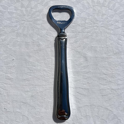 Georg Jensen
Double ribbed
Bottle Opener
* 900 DKK