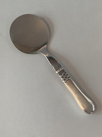 Cake spatula no. # 160 #Ladby #GeorgJensen with stainless steel
Length 20.7 cm