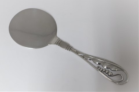 Georg Jensen. Silver cutlery (925). Model 42. Cake server. Length 15.8 cm. 
Produced 1933-1945.