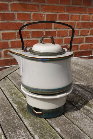 B&G Tema Danish stoneware, teapot with lid and metal handle on chafing dish