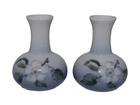 Royal Copenhagen
Miniature vase med blomster