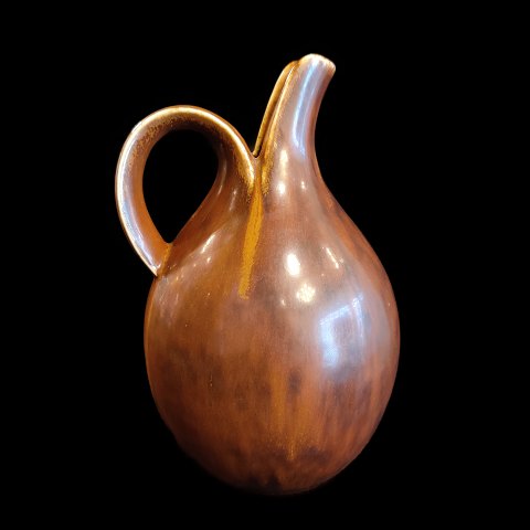 Saxbo, Eva Stæhr-Nielsen; A stoneware pitcher #64