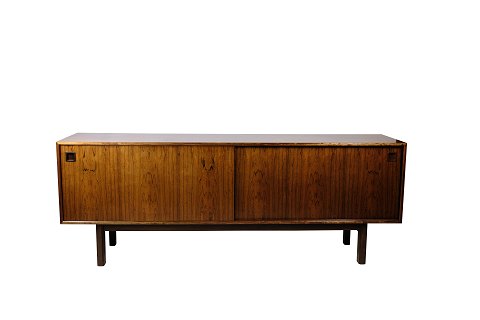 Lav Skænk - Palisander - Omann Junior - Dansk Design - 1960
Flot stand
