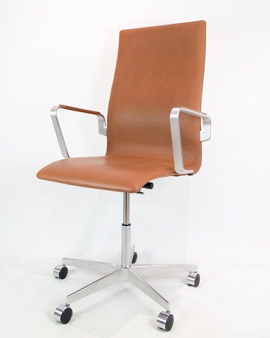 Arne Jacobsen Oxford kontorstol, cognac læder, Fritz Hansen
Flot stand
