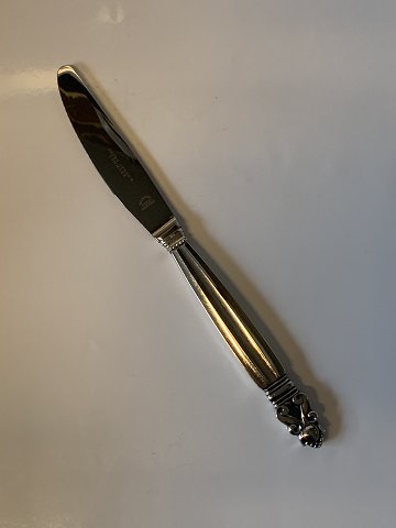 Middagskniv med Grillskær #Konge Sølv
Længde 22,7 cm ca
Georg Jensen sterling Danmark