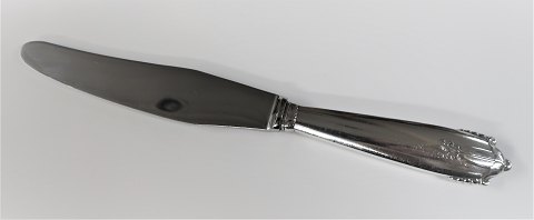 Georg Jensen. Sterling (925). Akkeleje. Frokostkniv. Længde 21,5 cm.