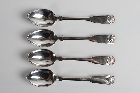 Musling Cutlery
Dessert spoons
L 18,5 cm