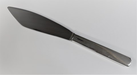 Georg Jensen. Sterling (925). Margrethe. Kagekniv. Længde 28 cm