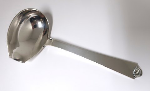 Hans Hansen. Silver (830). Arvesölv no.4. Sauce Ladle. Length 17 cm