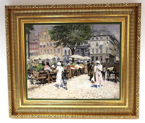 Bing & Grondahl. Porcelain painting. Motif by Paul Fischer. Höjbro Plads seen 
towards Amagertorv. Size inclusive frame, 41,5 * 35 cm. Produced 1750 pieces. 
This has number 1736