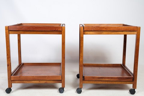 Roll coffee table, serving tray, walnut wood 1960
Great condition
