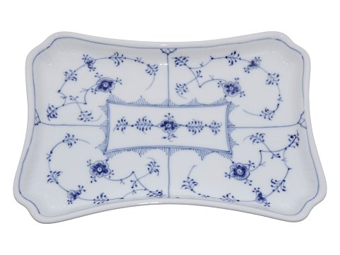 Blue Fluted Plain
Tray 24 cm.